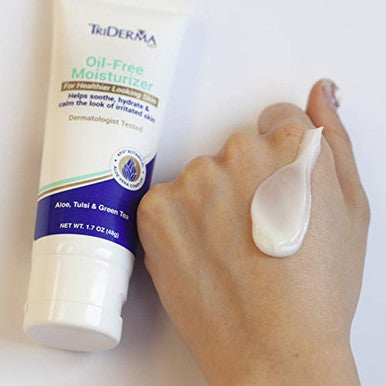 Triderma Sensitive Skin Daily Facial Moisturizer - Non-Greasy, Antioxidant, Ap4 Aloe Vera Gel, Tulsi, Green Tea, Vitamin E, Zinc - Soothing Face Lotion, All Skin Types - No Fragrance - 1.7 Oz