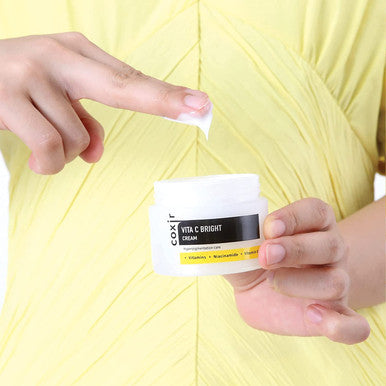 Coxir Vita C Cream 50ml1.69 fl.oz.. Vitamin C A E B3. Vitamin Moisturizing cream
