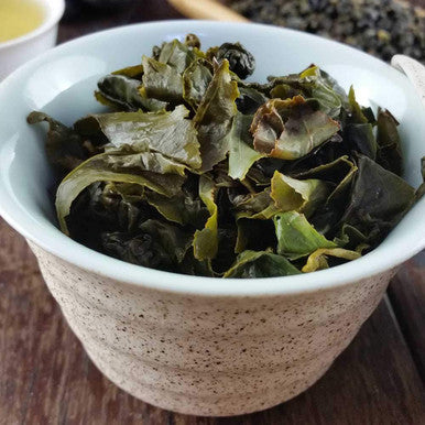 Fullchea - Natural Alishan Oolong Tea Loose Leaf - Formosa Oolong High Mountain Tea - Taiwan Gaoshan Ulong Tea - Taiwanese Green Oolong Tea for Health (8.8oz / 250g)