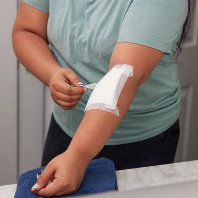 Band-Aid Brand Absorbent Cushion Care Sterile Square Gauze Pads For First Aid Protection Of Minor Cuts, Scrapes & Burns, Non-Adhesive, Wound Care Dressing Pads, Large, 4 In X 4 In, 25 Ct
