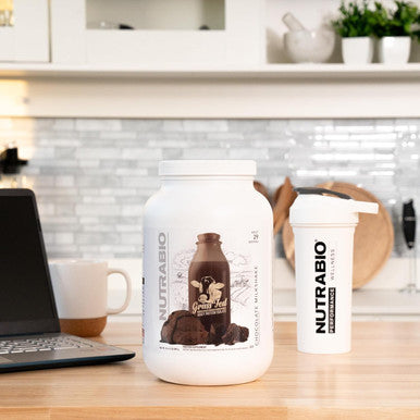 Nutrabio Grass Fed Whey Isolate Protein Powder - 25G of Protein Per Scoop - Sugar Natural Lean Muscle Protein Supplement - Chocolate Mikshake - 2 Pounds 29 Servings.