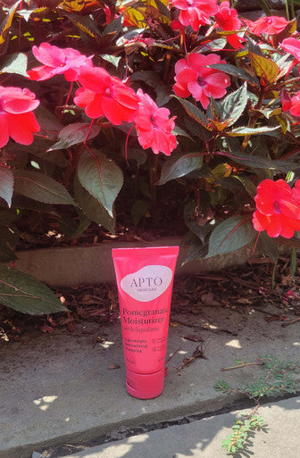 Apto Skincare Pomegranate Moisturizer With Squalane, Lightweight Antioxidant Lotion